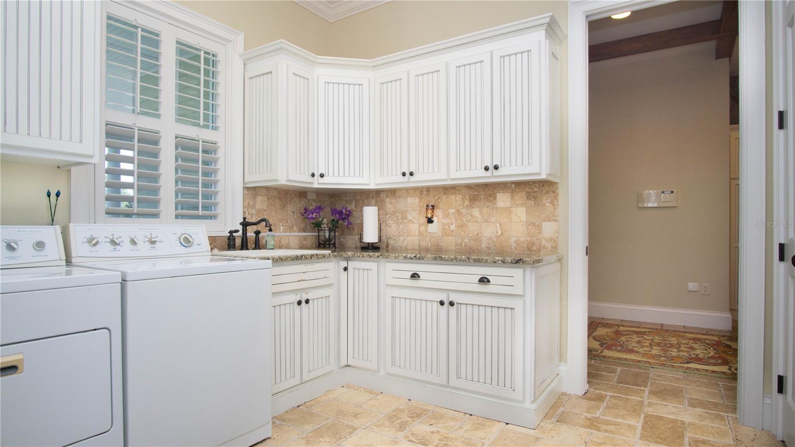 EQUINE ESTATE - Residential