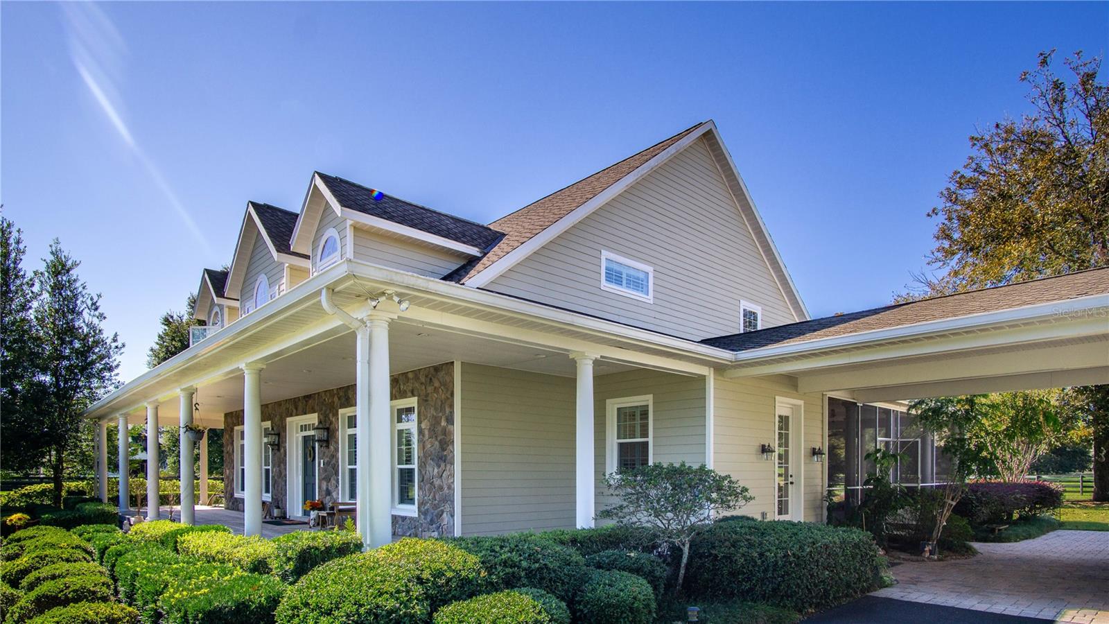 EQUINE ESTATE - Residential