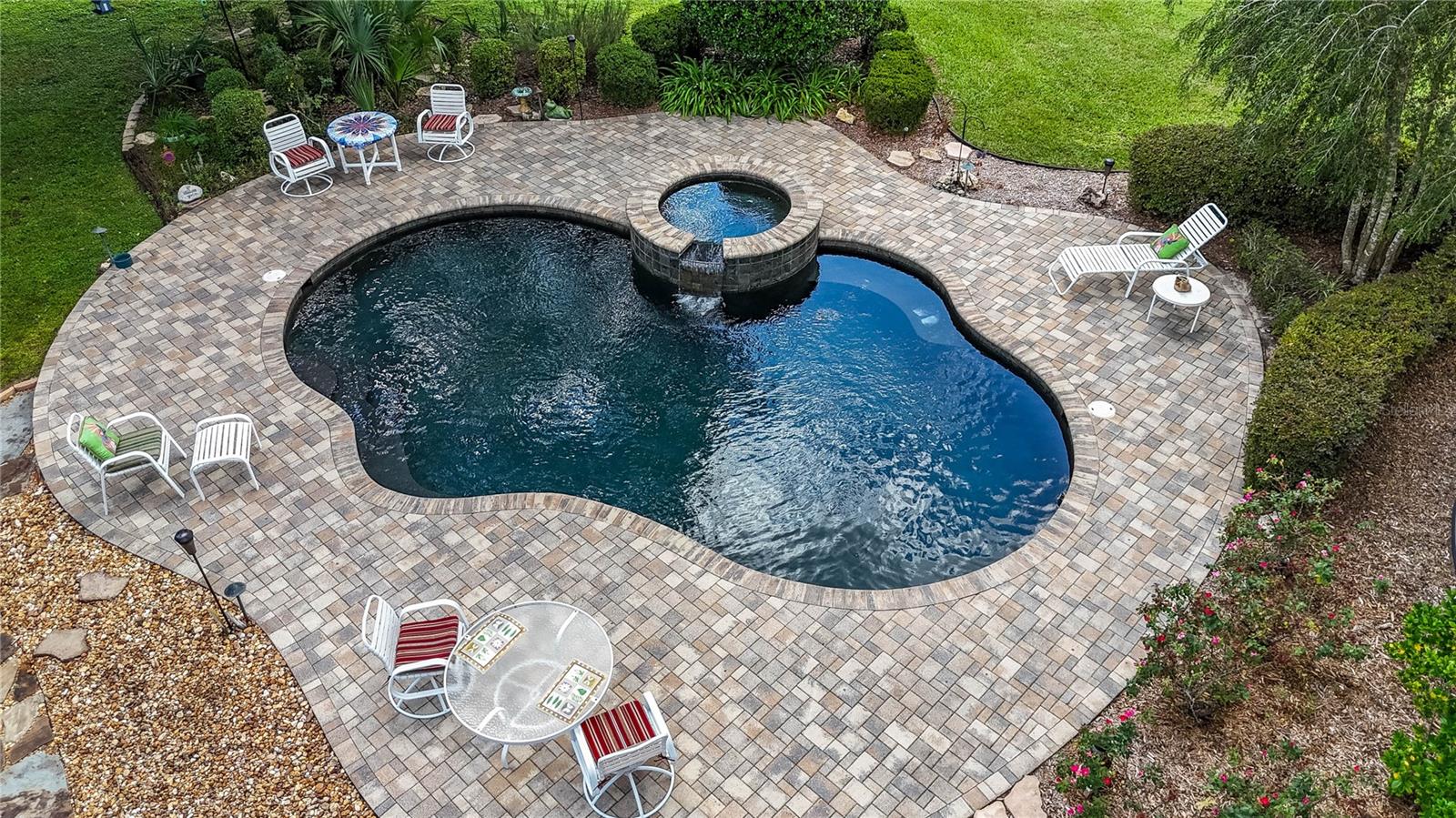 EQUINE ESTATE - Residential