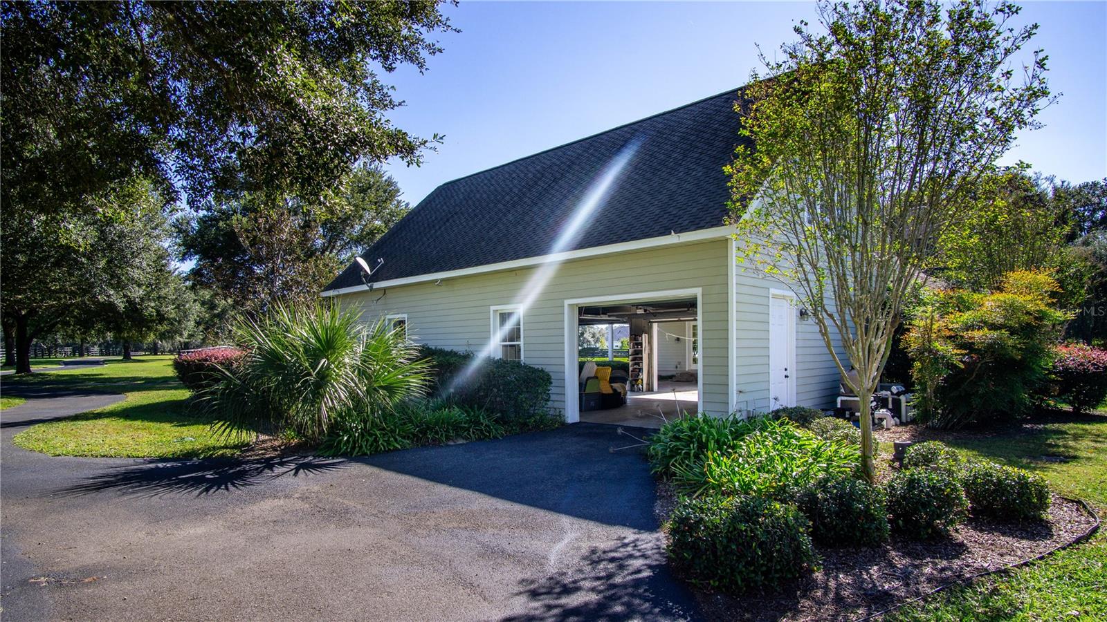 EQUINE ESTATE - Residential
