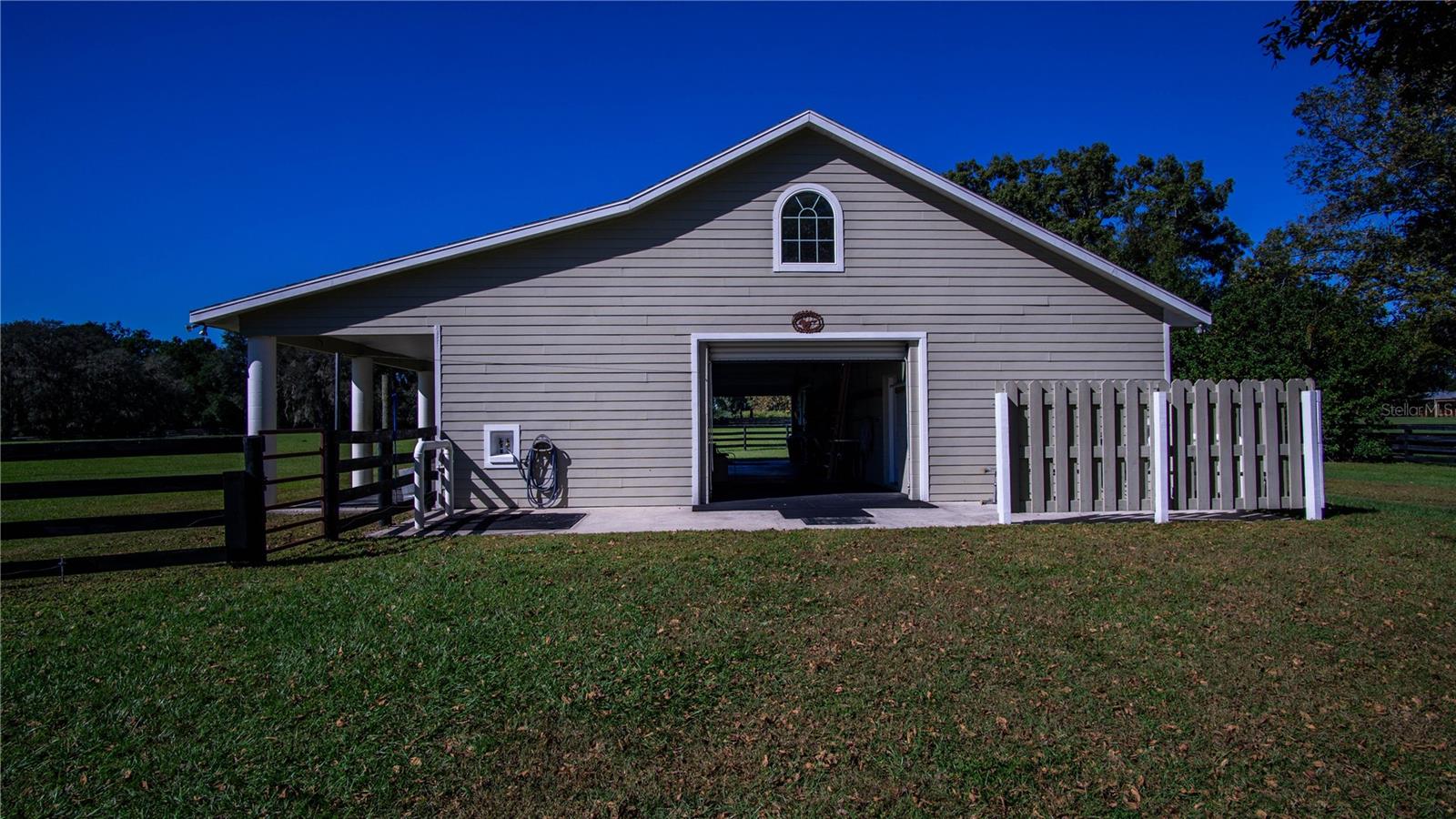 EQUINE ESTATE - Residential