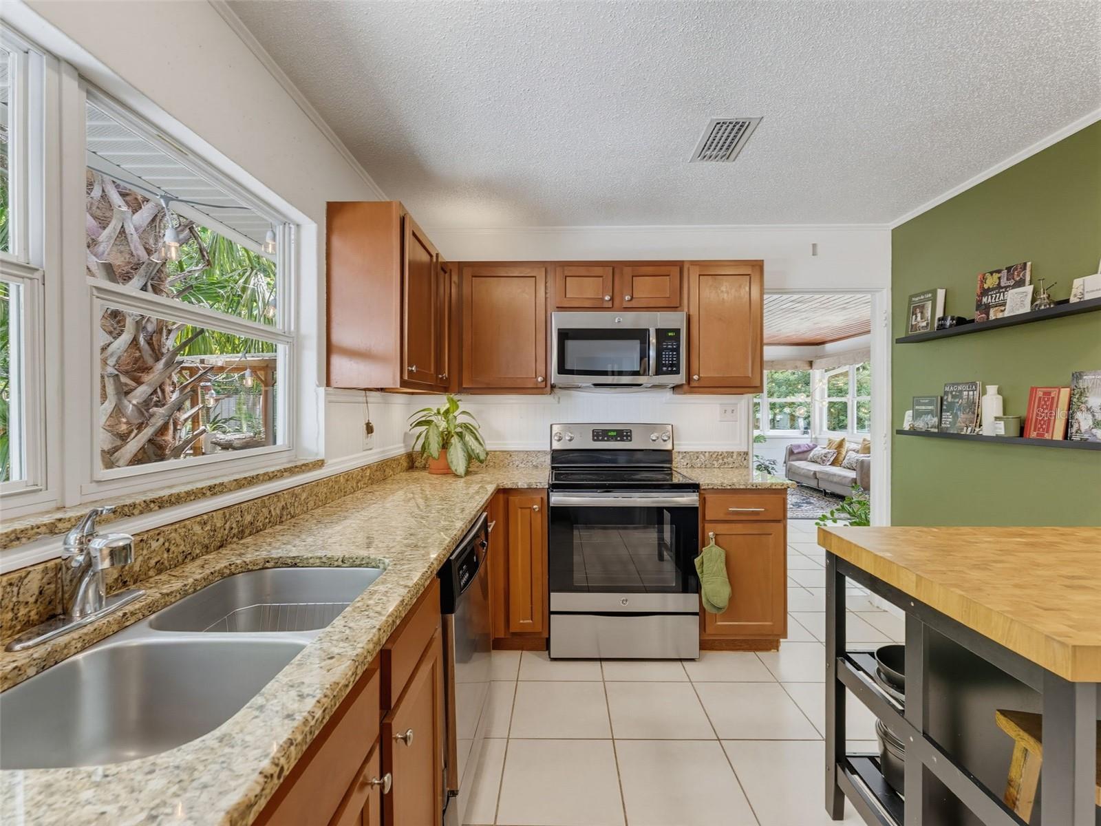 CITY ZEPHYRHILLS - Residential