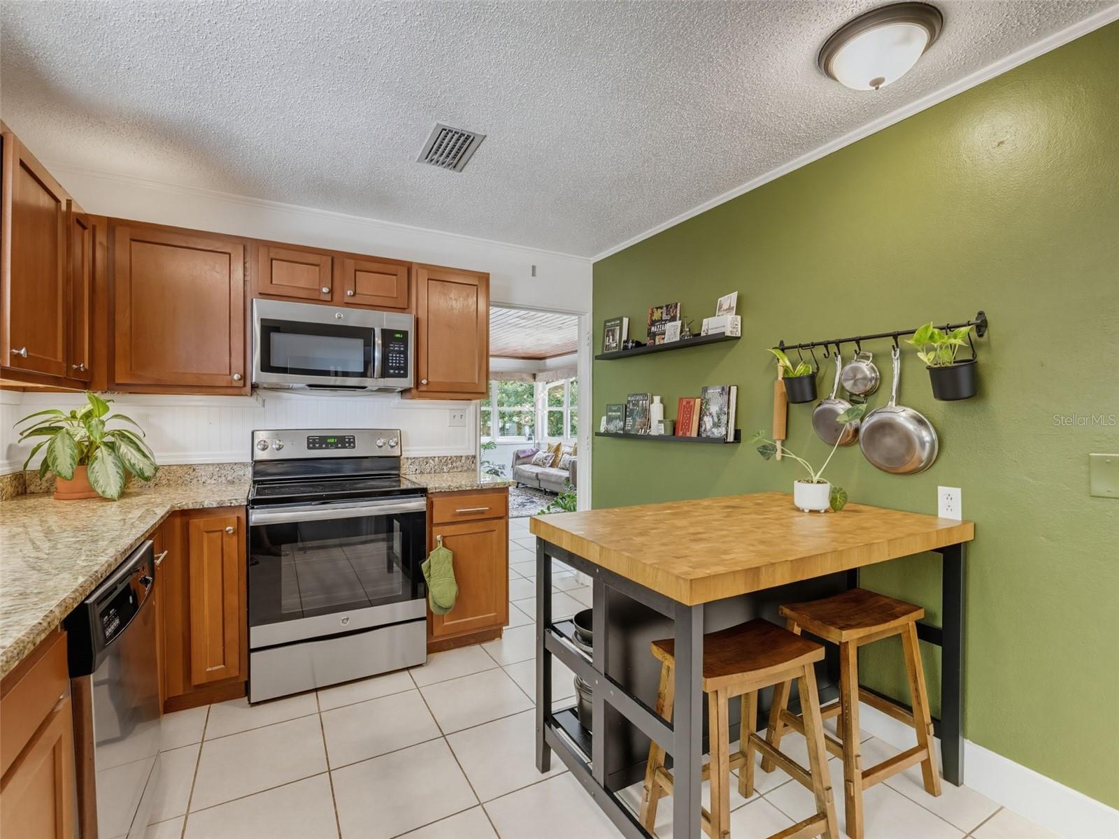 CITY ZEPHYRHILLS - Residential