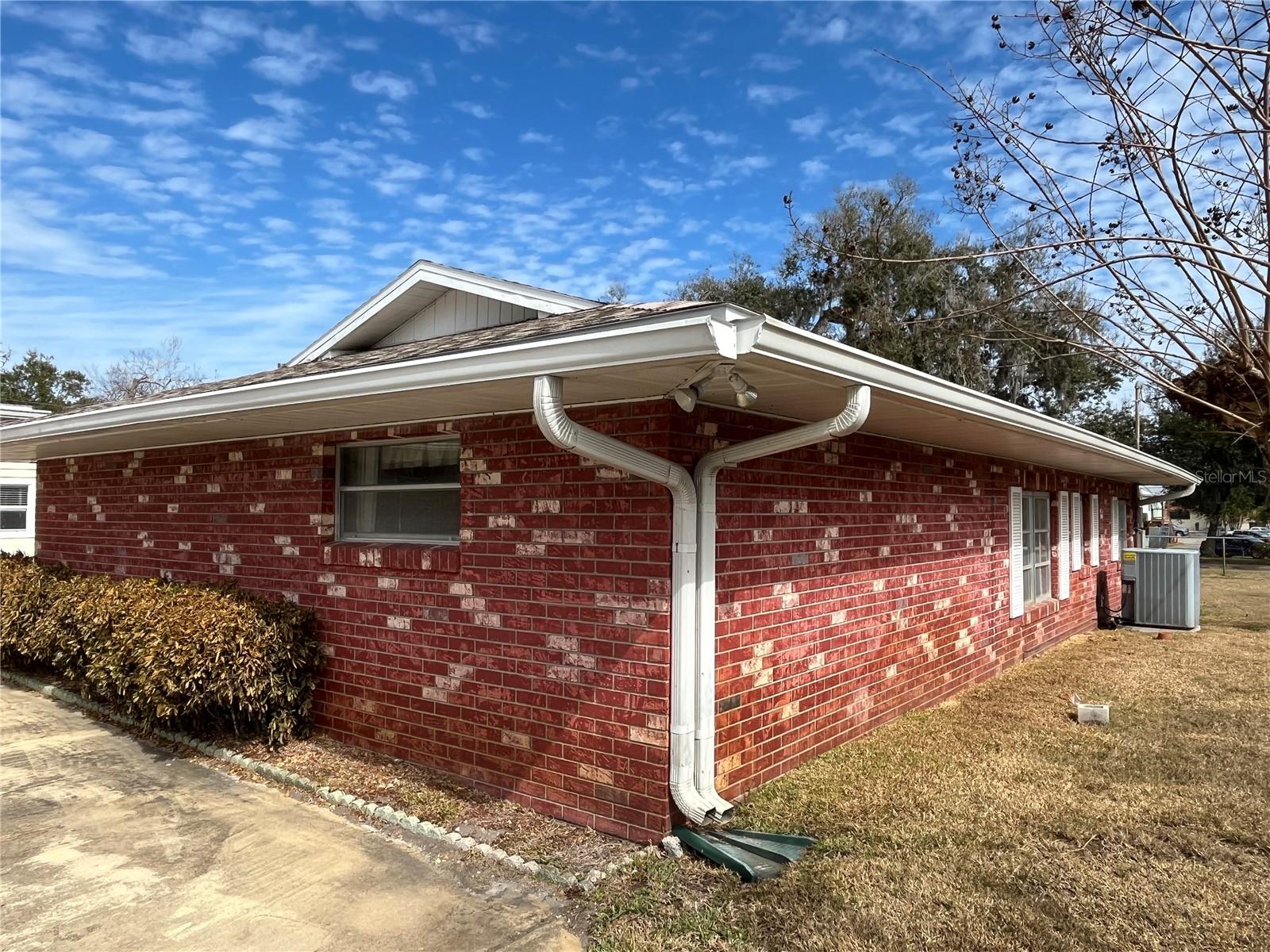RIVER EDGE ACRES - Residential