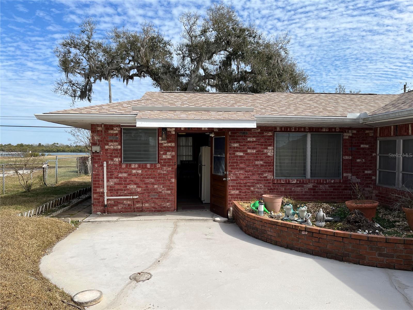 RIVER EDGE ACRES - Residential