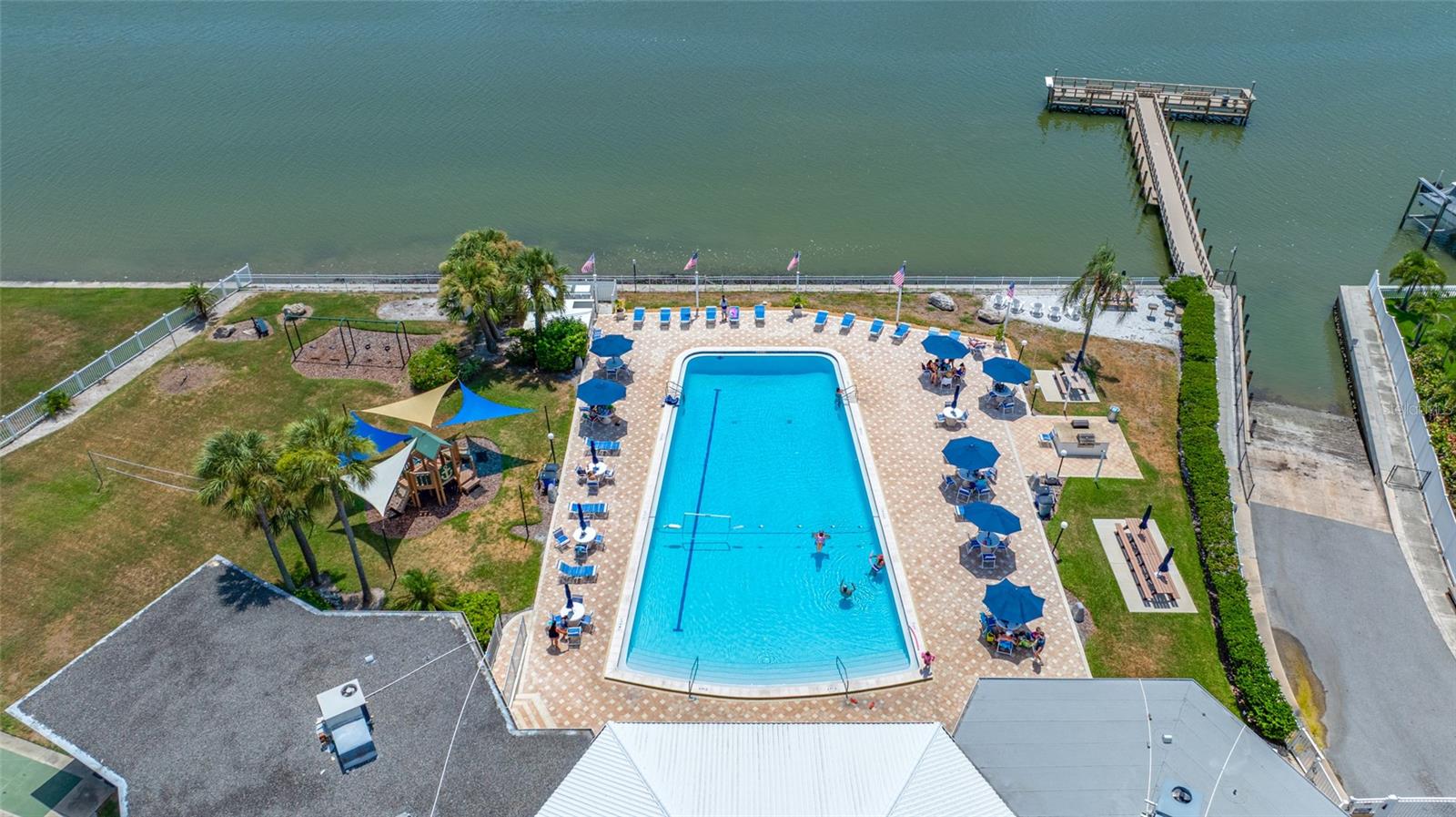 IMPERIAL POINT - Residential
