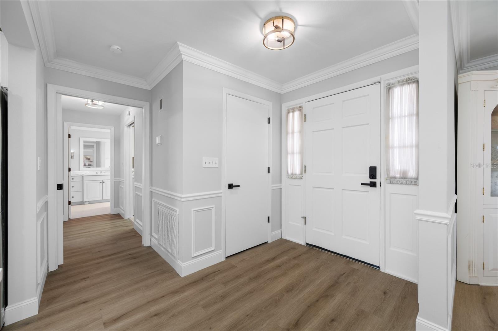 IMPERIAL POINT - Residential