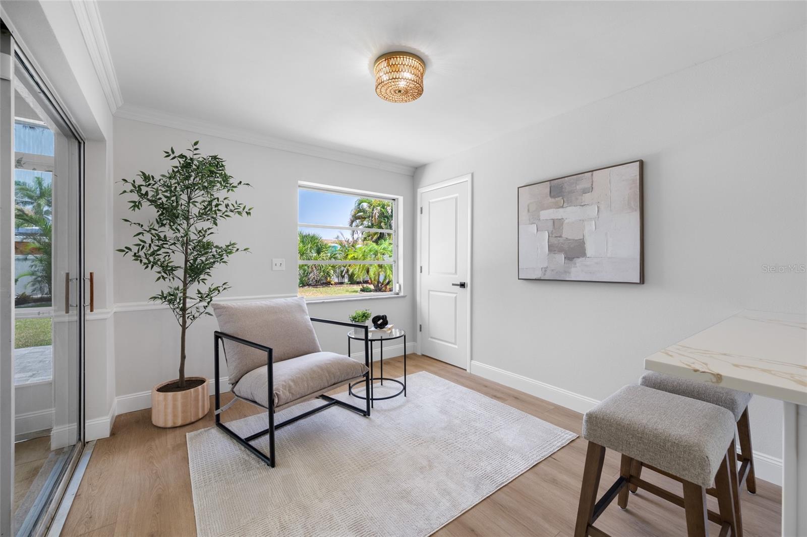IMPERIAL POINT - Residential
