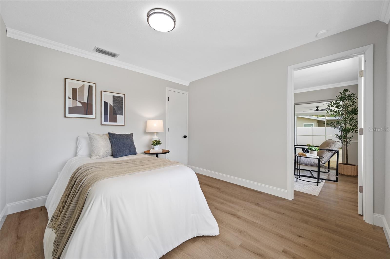 IMPERIAL POINT - Residential