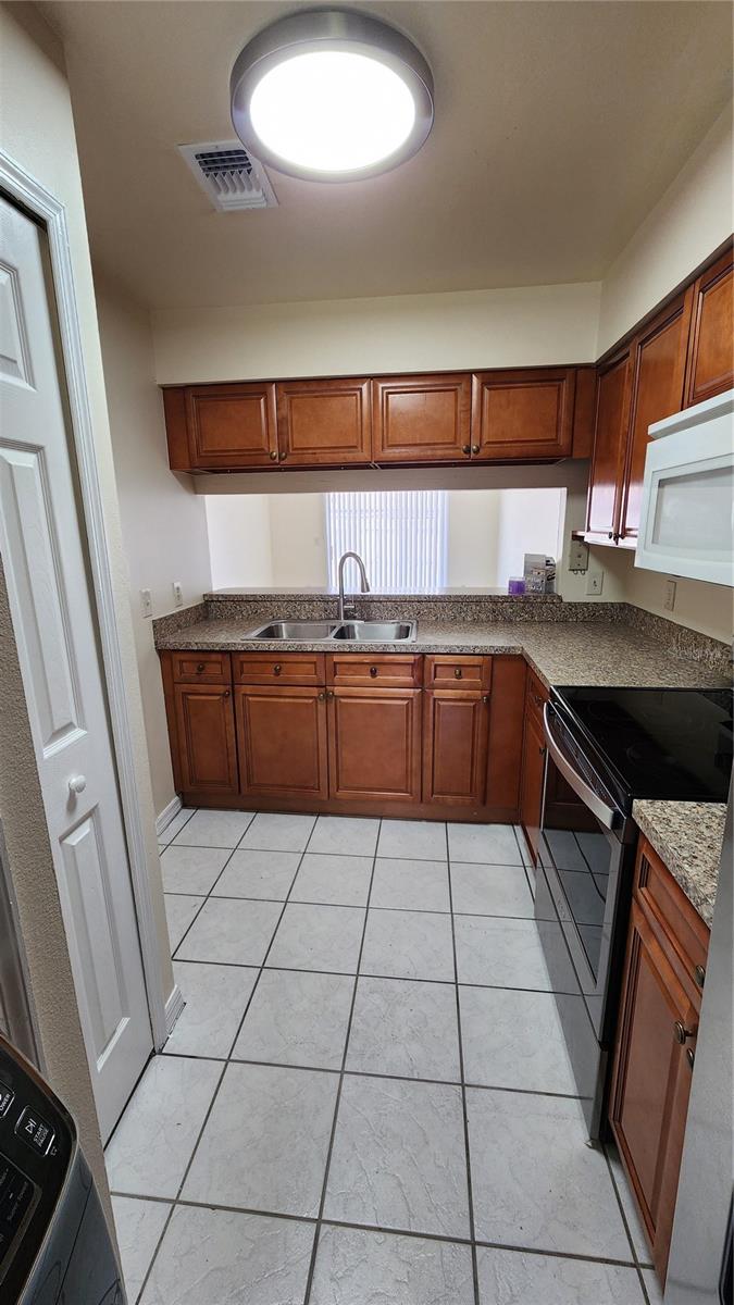 CARIBBEAN VILLAS CONDO PH A-F - Residential Lease