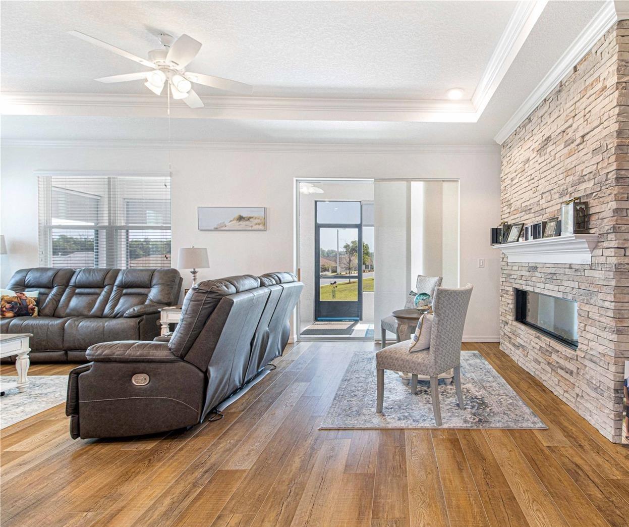INDIGO EAST - ON TOP OF THE WORLD - Residential Lease