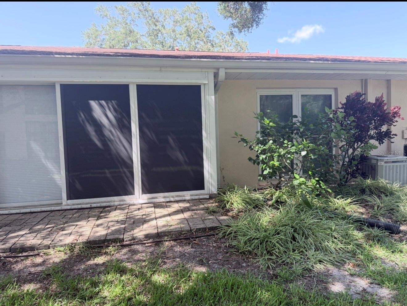 THE KNOLLS OF KINGS POINT III - Residential