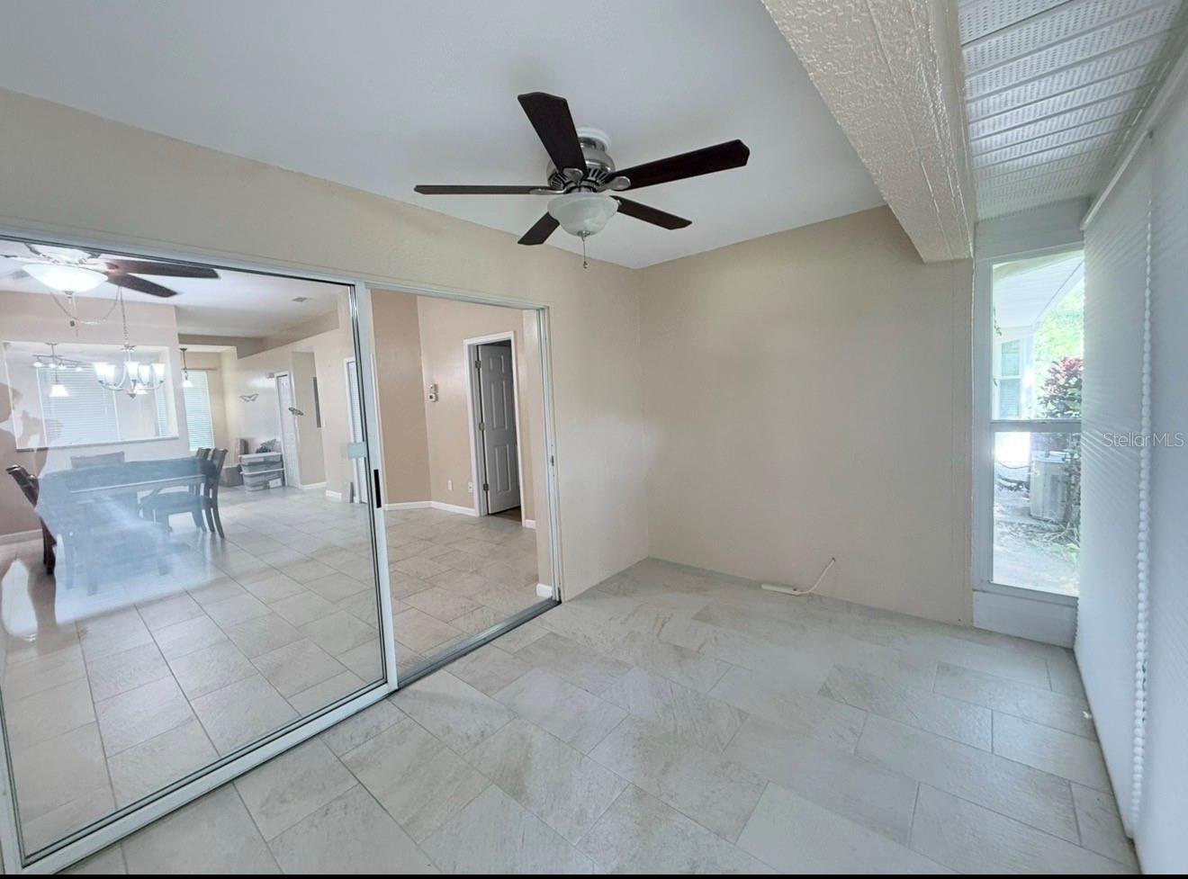 THE KNOLLS OF KINGS POINT III - Residential