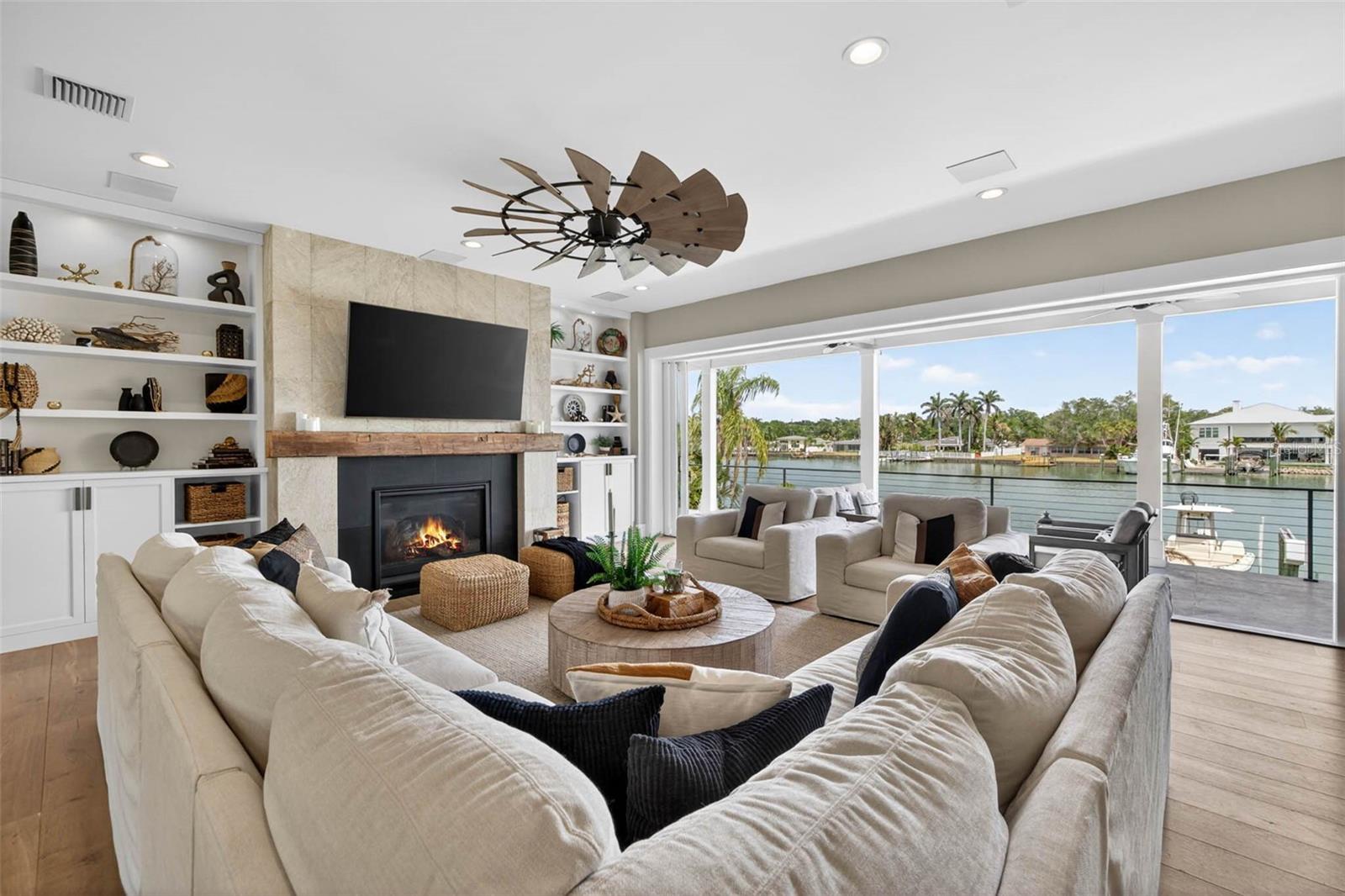 HARBOR BLUFFS SEC 4 - Residential