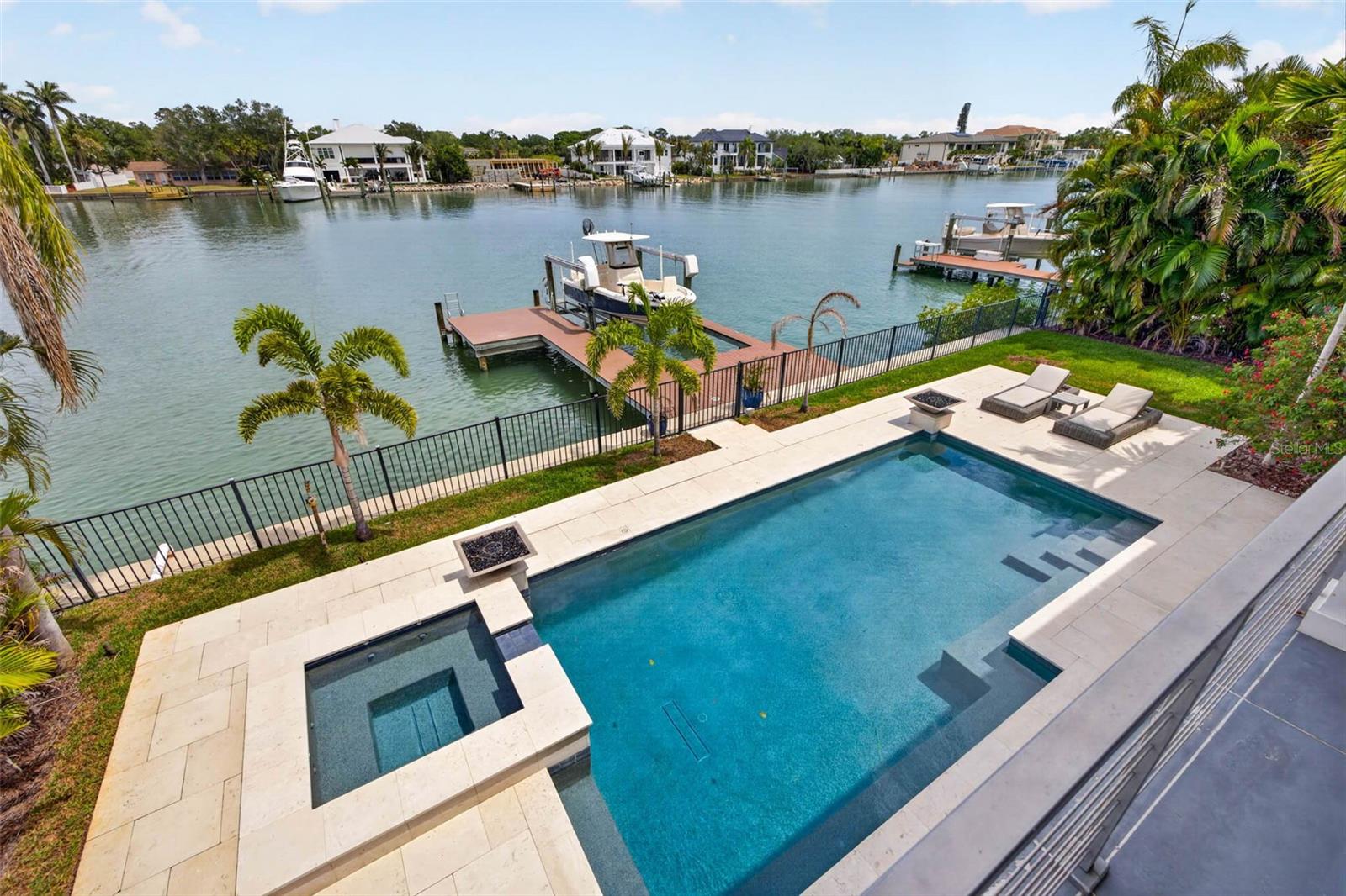 HARBOR BLUFFS SEC 4 - Residential