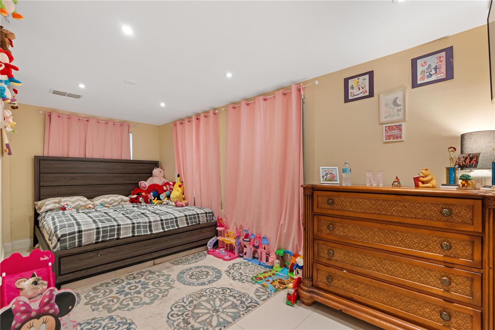 GULF SIDE ESTATES - Residential