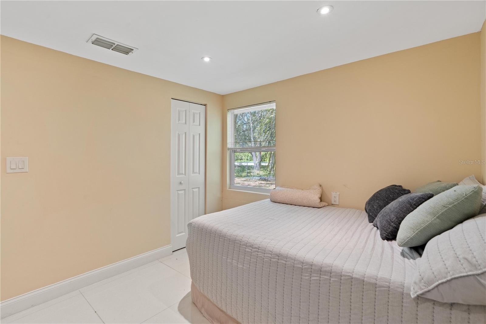 GULF SIDE ESTATES - Residential