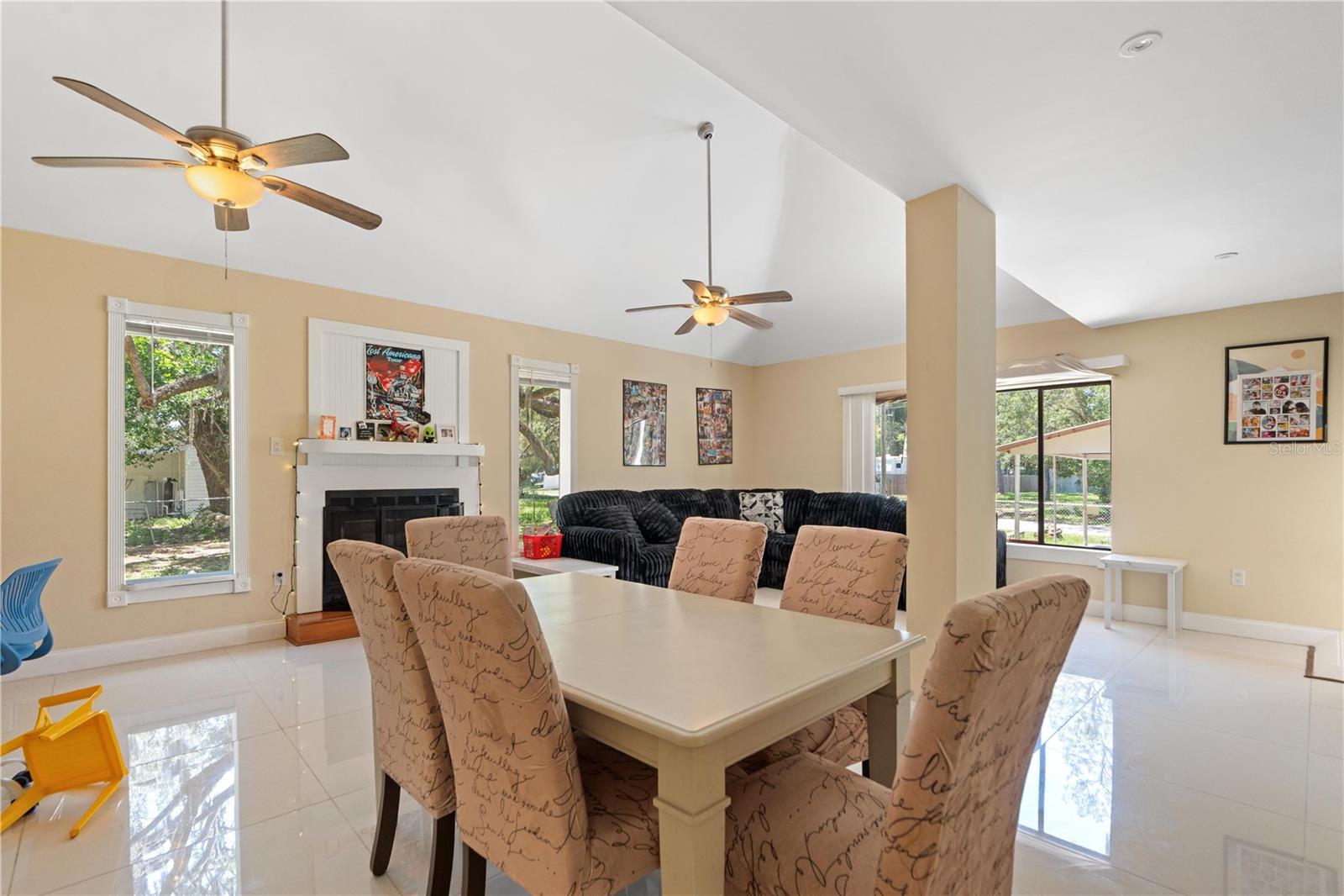 GULF SIDE ESTATES - Residential