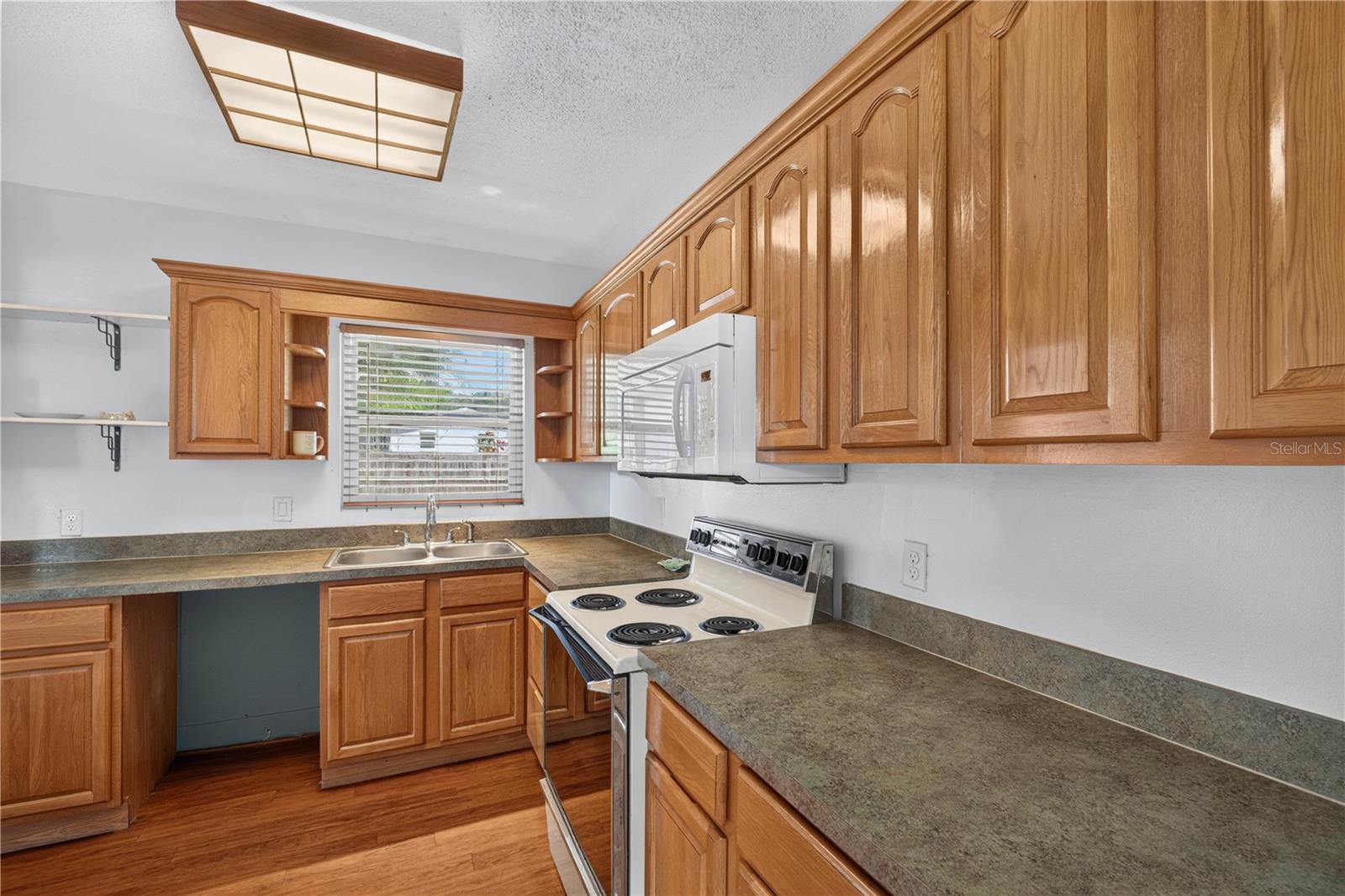 HIGHLAND HILLS - Residential