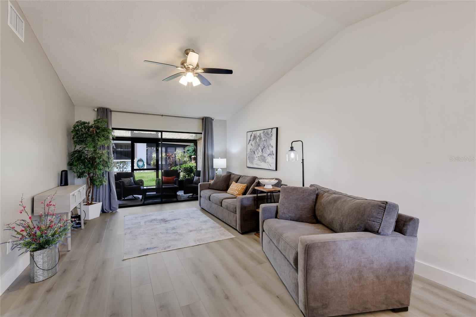 MEADOWCROFT SOUTH - Residential