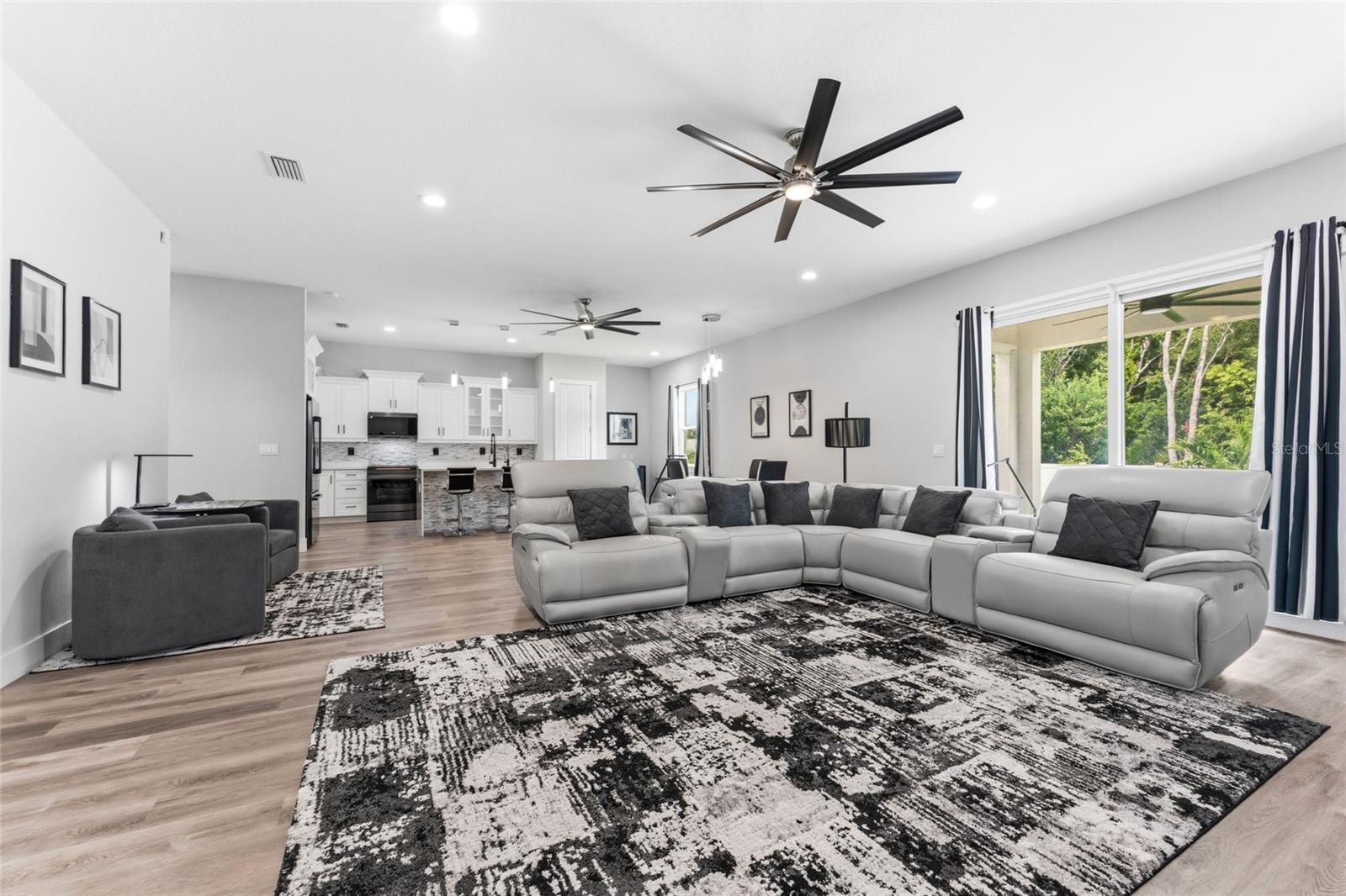 WILSKY ESTATES - Residential