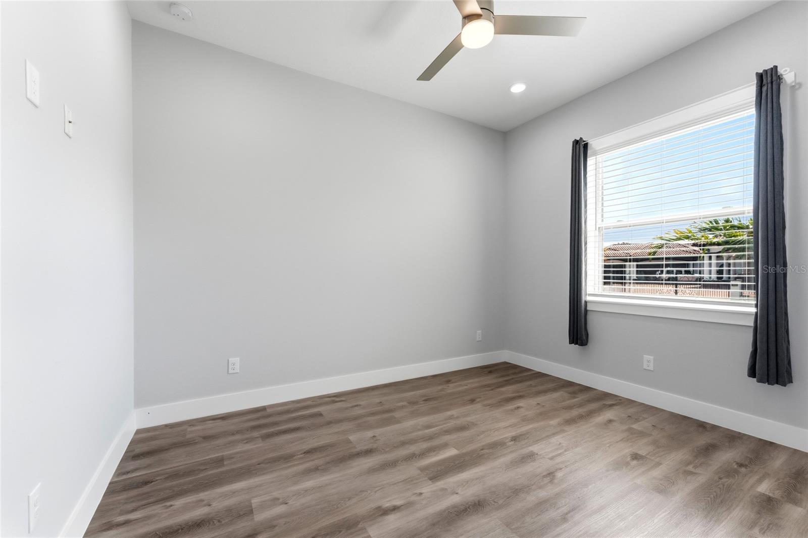 WILSKY ESTATES - Residential