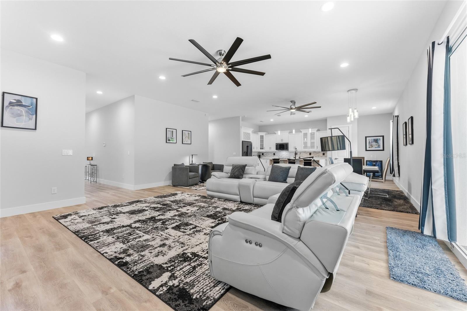 WILSKY ESTATES - Residential