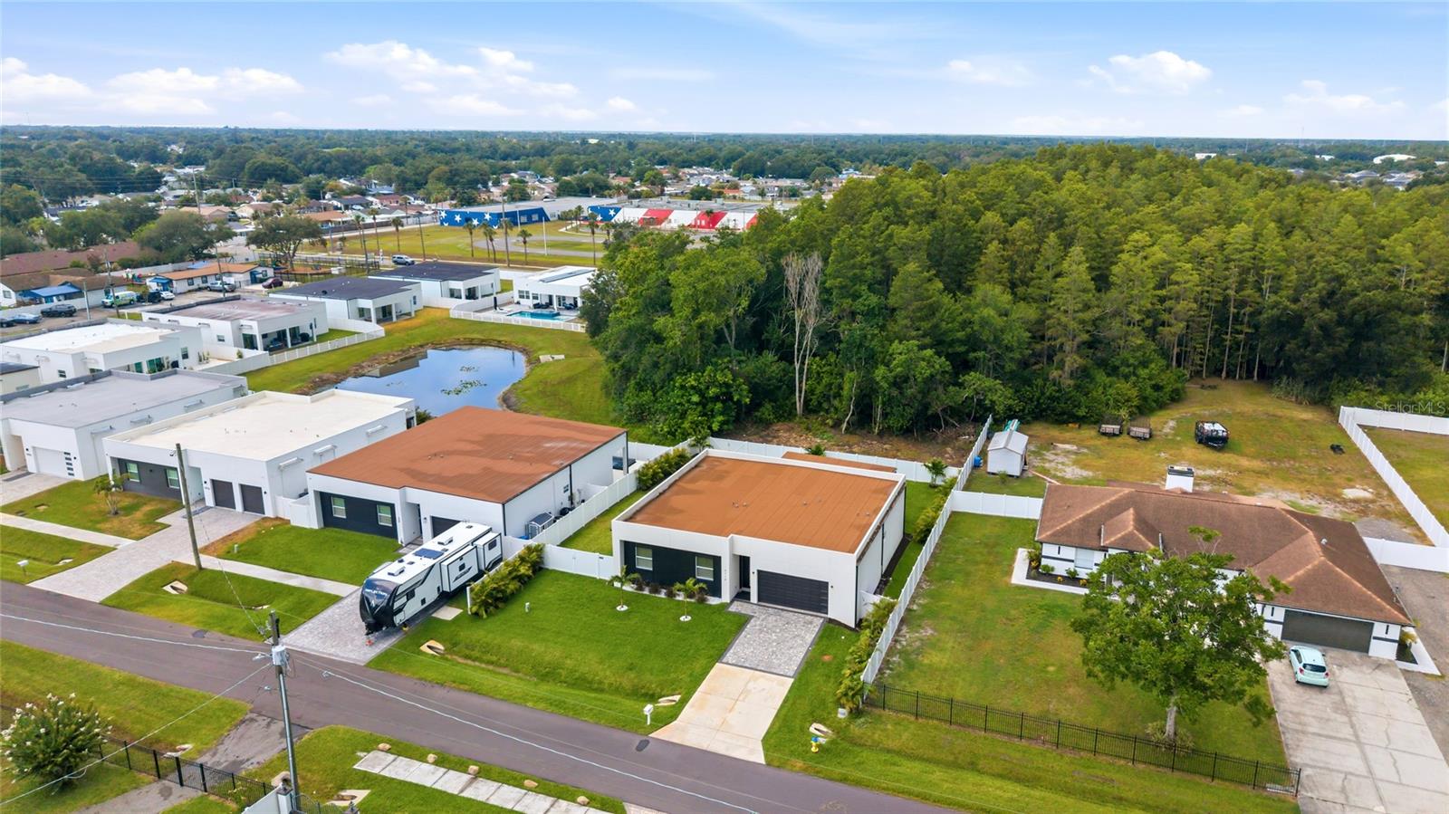 WILSKY ESTATES - Residential