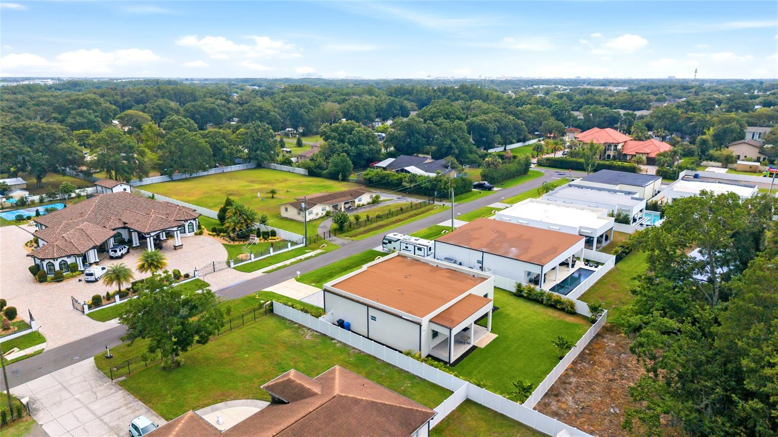 WILSKY ESTATES - Residential