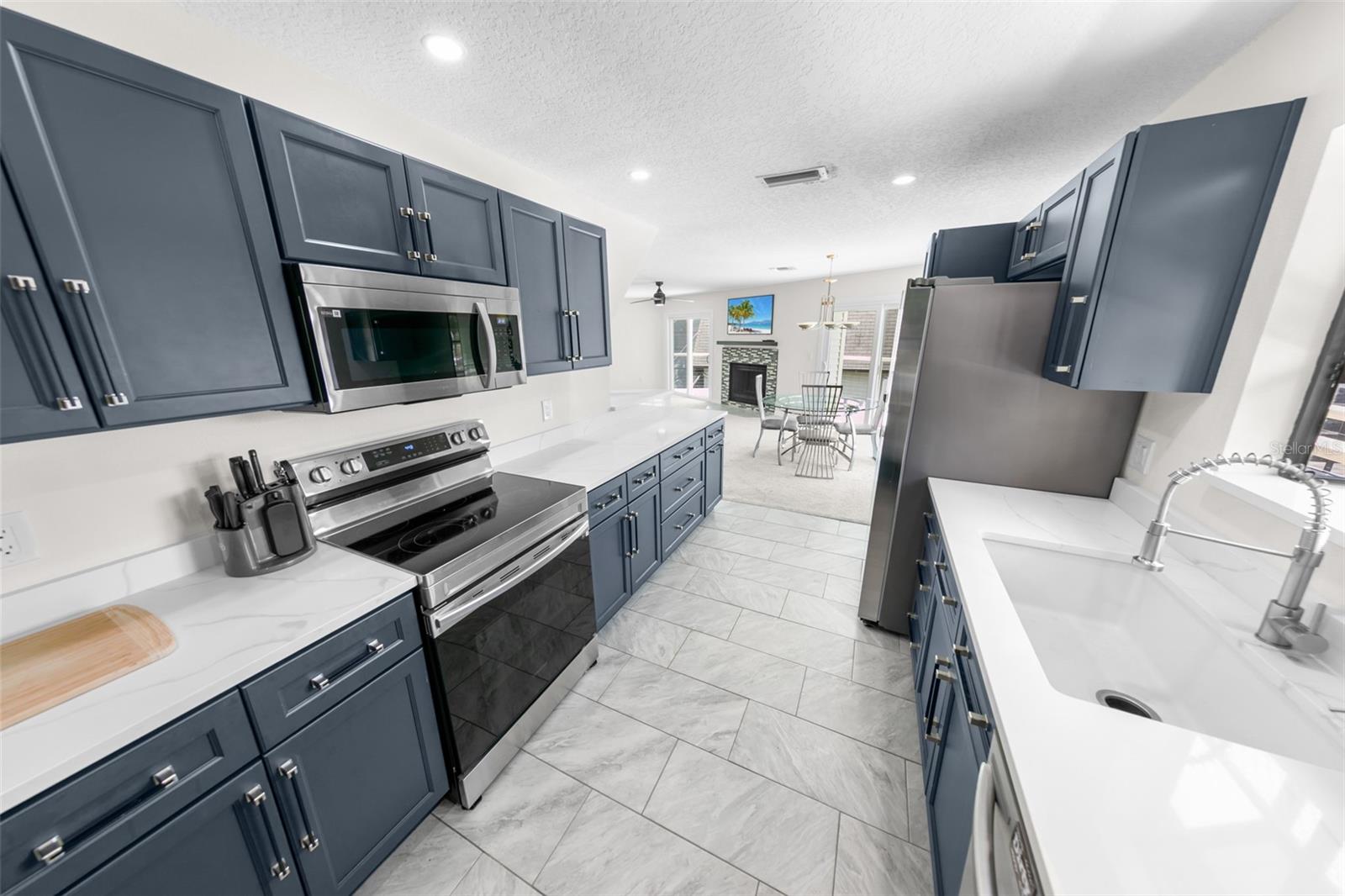 FLY IN SPRUCE CREEK INC UNIT 01 - Residential