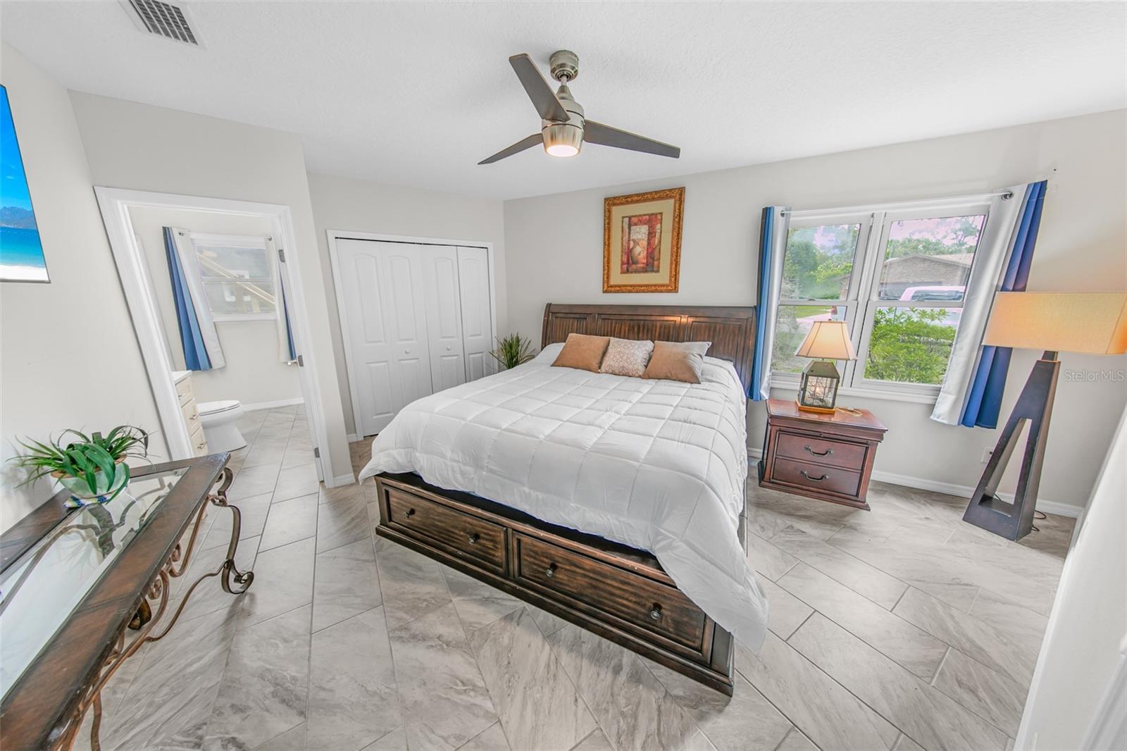 FLY IN SPRUCE CREEK INC UNIT 01 - Residential
