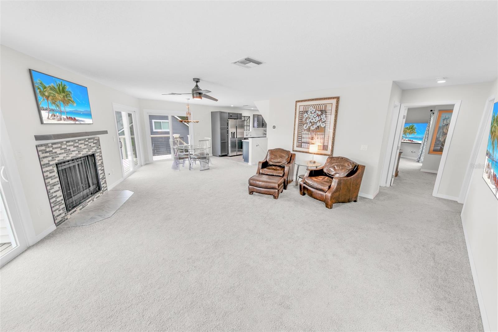 FLY IN SPRUCE CREEK INC UNIT 01 - Residential