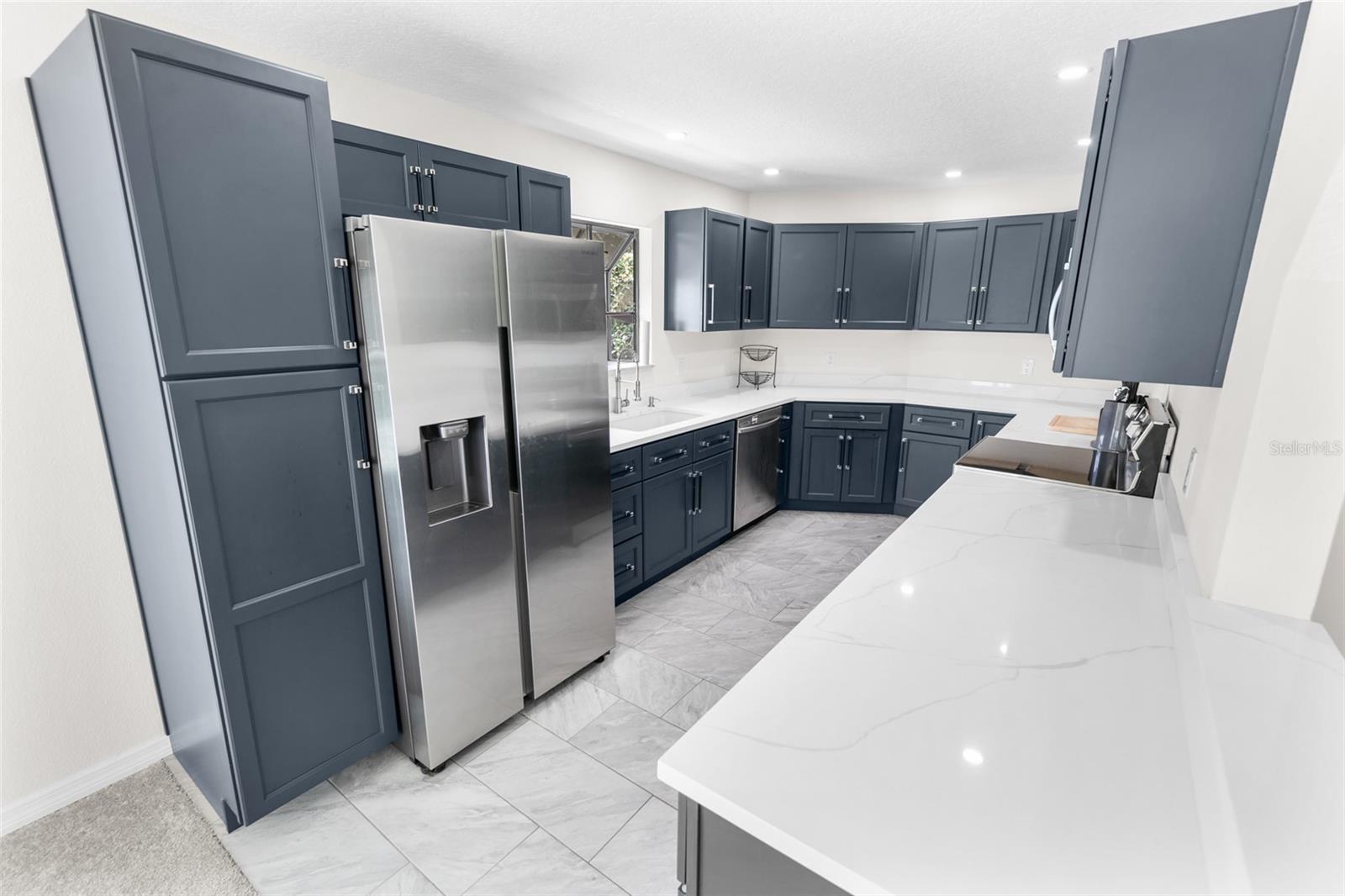 FLY IN SPRUCE CREEK INC UNIT 01 - Residential