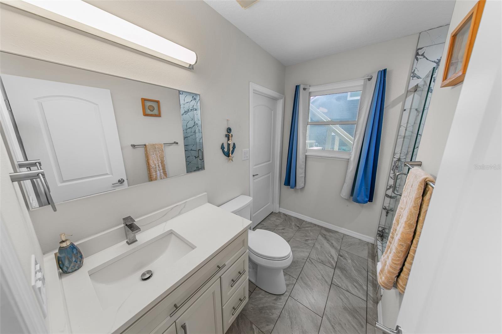 FLY IN SPRUCE CREEK INC UNIT 01 - Residential