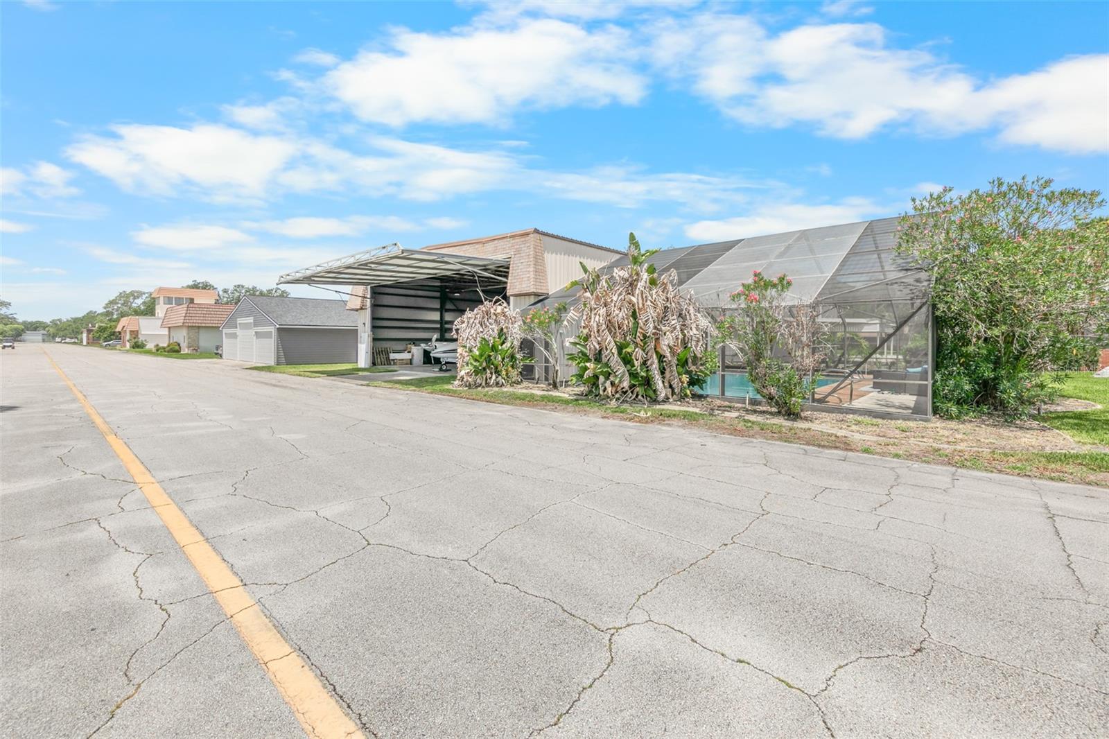 FLY IN SPRUCE CREEK INC UNIT 01 - Residential