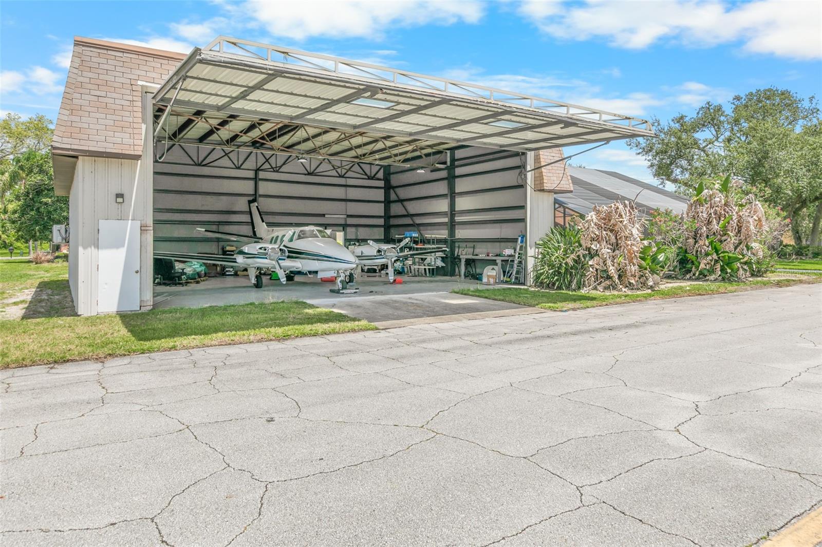 FLY IN SPRUCE CREEK INC UNIT 01 - Residential