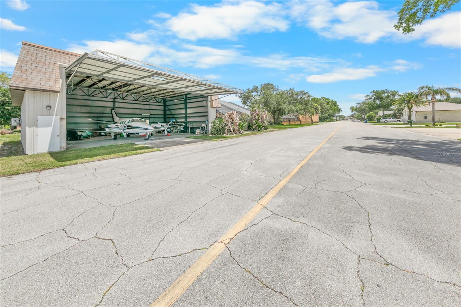 FLY IN SPRUCE CREEK INC UNIT 01 - Residential