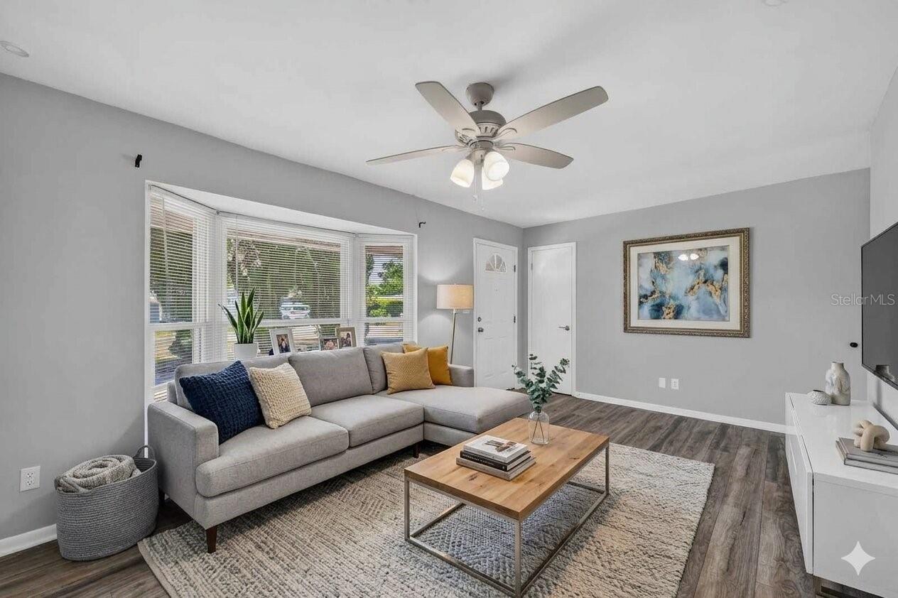 SEMINOLE MANOR - Residential