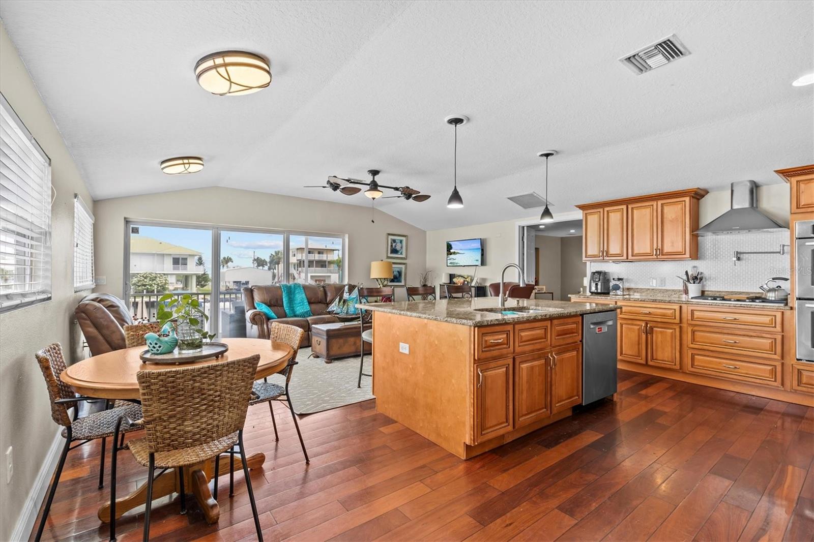 GULF COAST RET - Residential