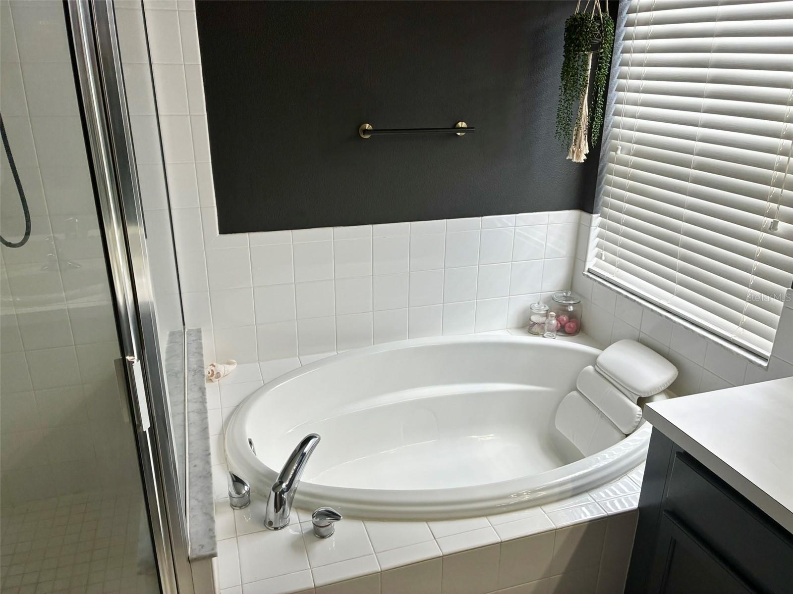 82P | CARRIAGE POINTE PHASE 1 - Residential