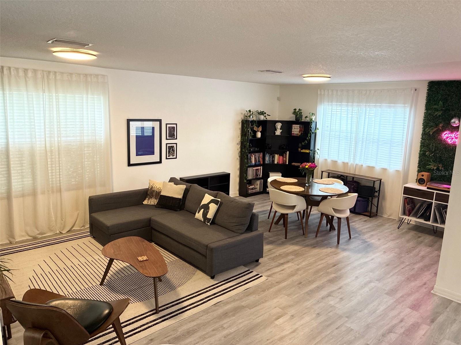 82P | CARRIAGE POINTE PHASE 1 - Residential
