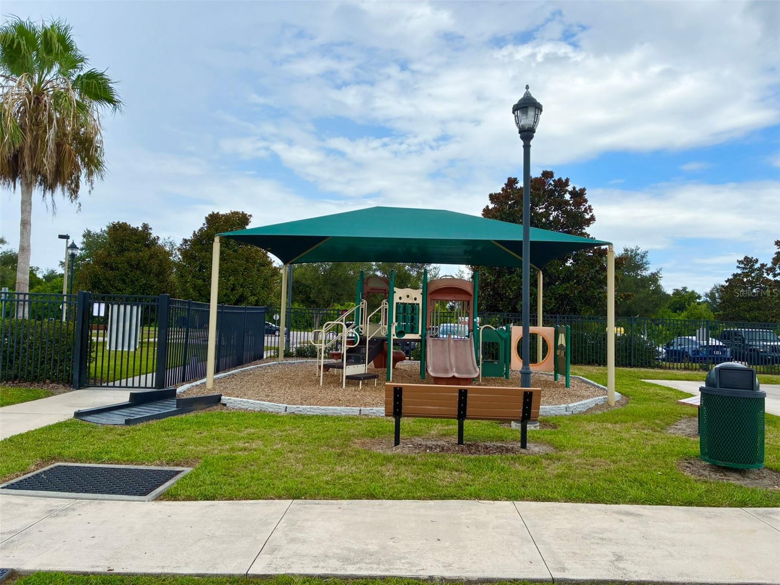 82P | CARRIAGE POINTE PHASE 1 - Residential