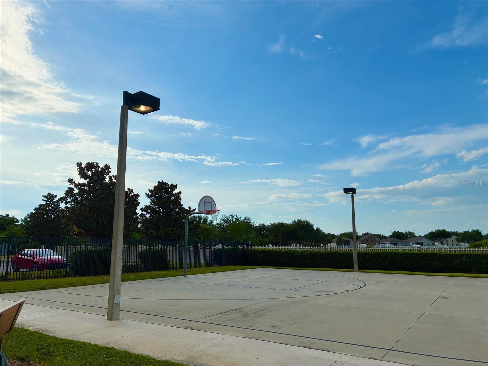 82P | CARRIAGE POINTE PHASE 1 - Residential