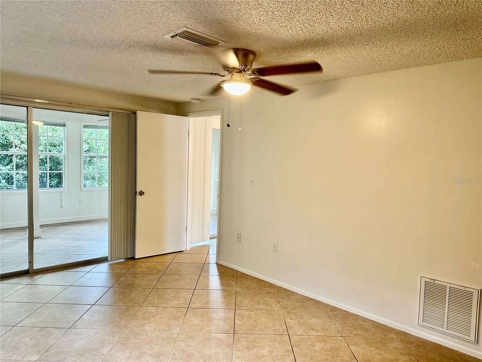 BEACON WOODS VILLAGE - Residential Lease