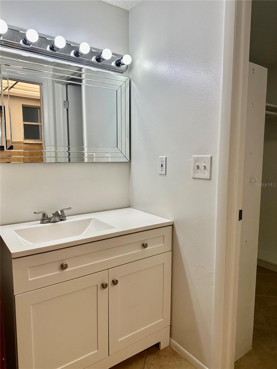 BEACON WOODS VILLAGE - Residential Lease