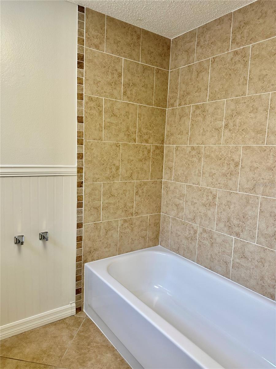 BEACON WOODS VILLAGE - Residential Lease