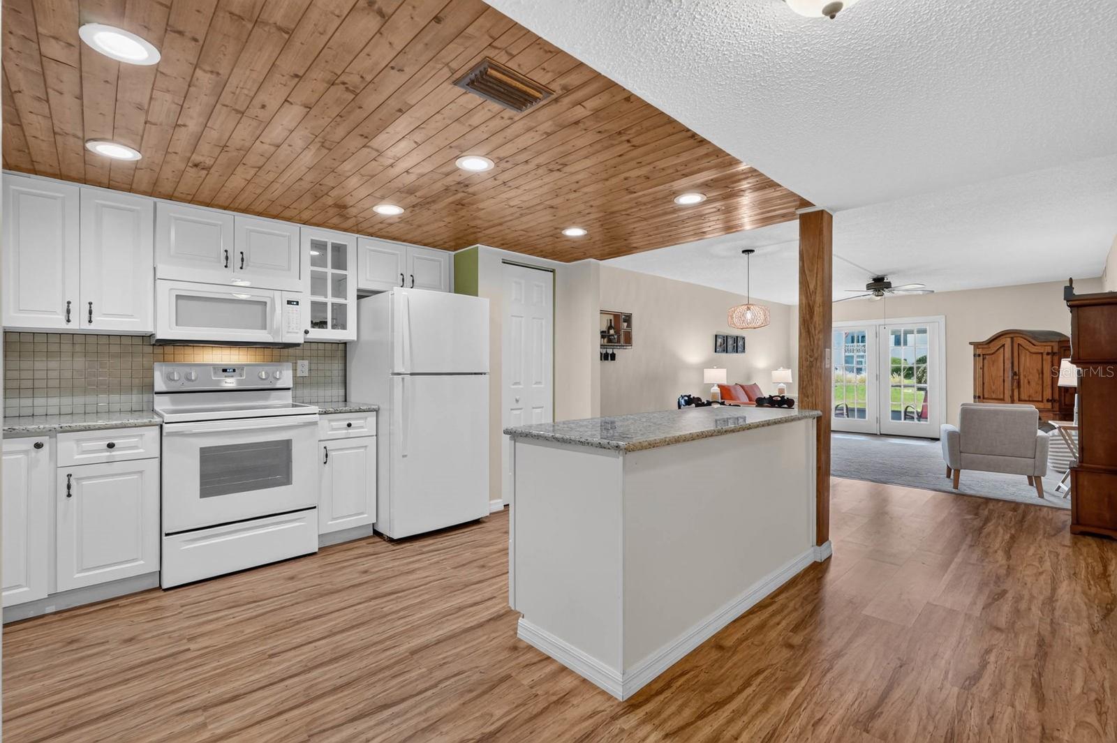 BEACON POINT CONDO - Residential