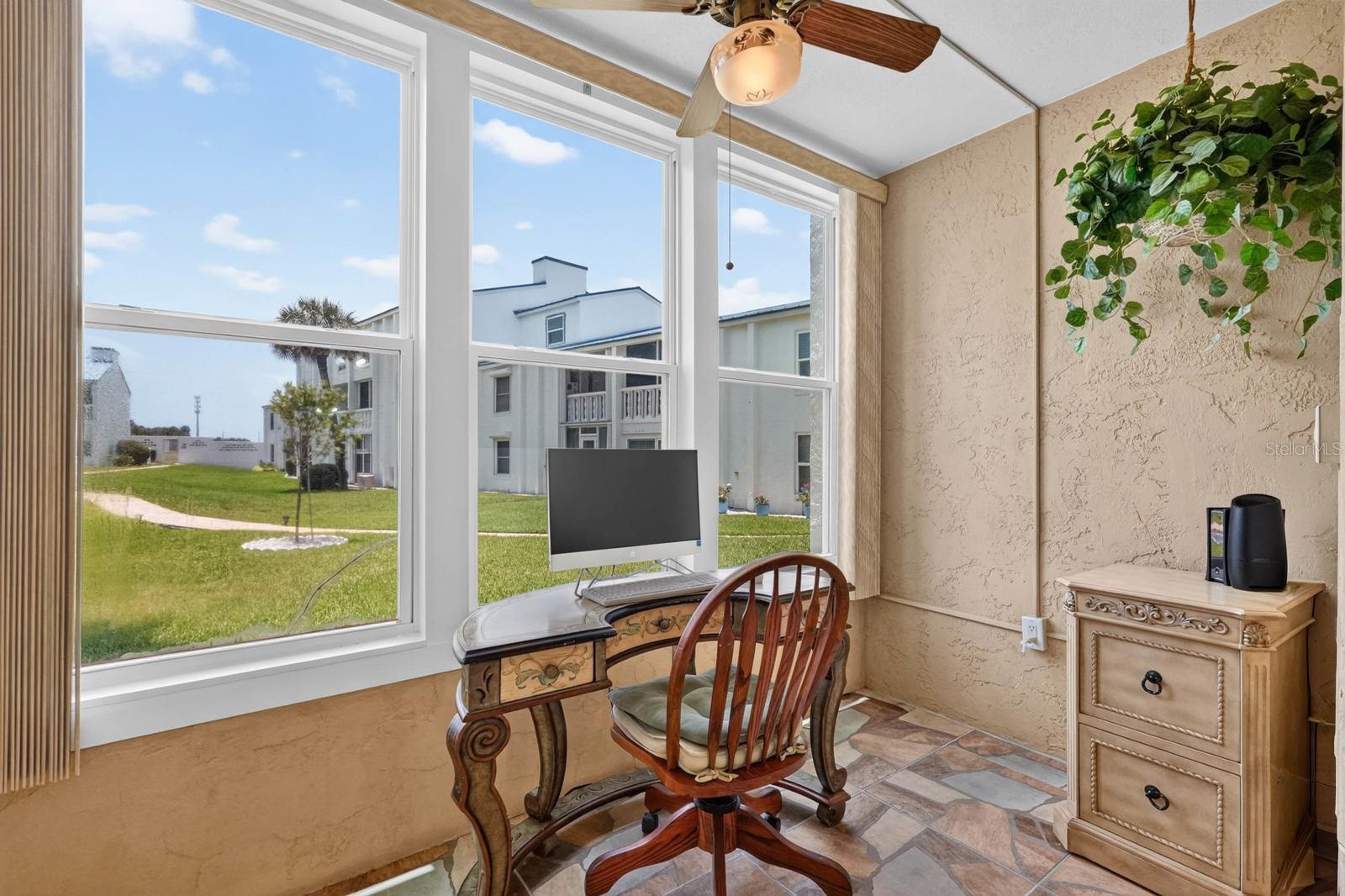 BEACON POINT CONDO - Residential