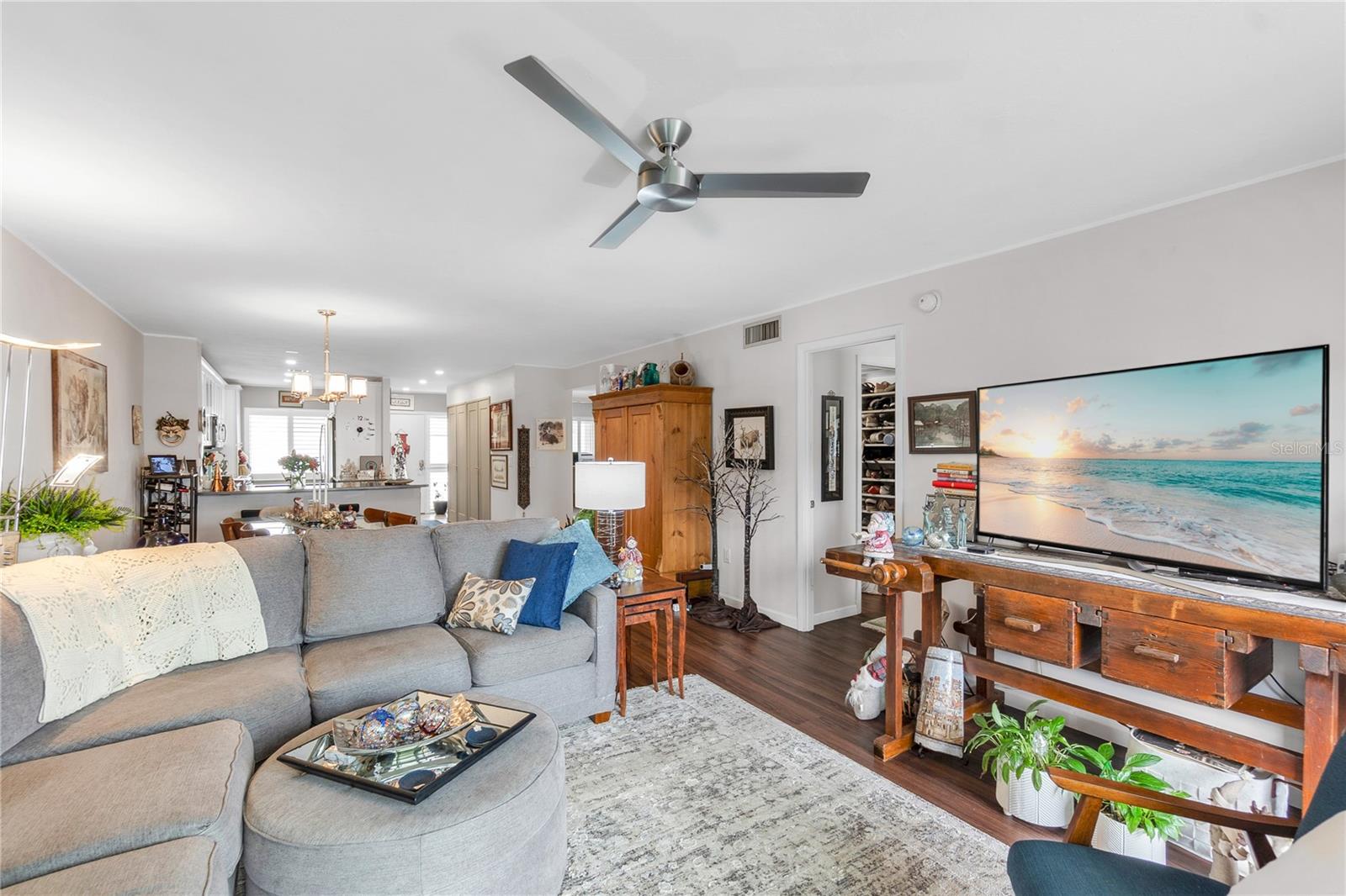 RIVER OAKS SEC B - Residential