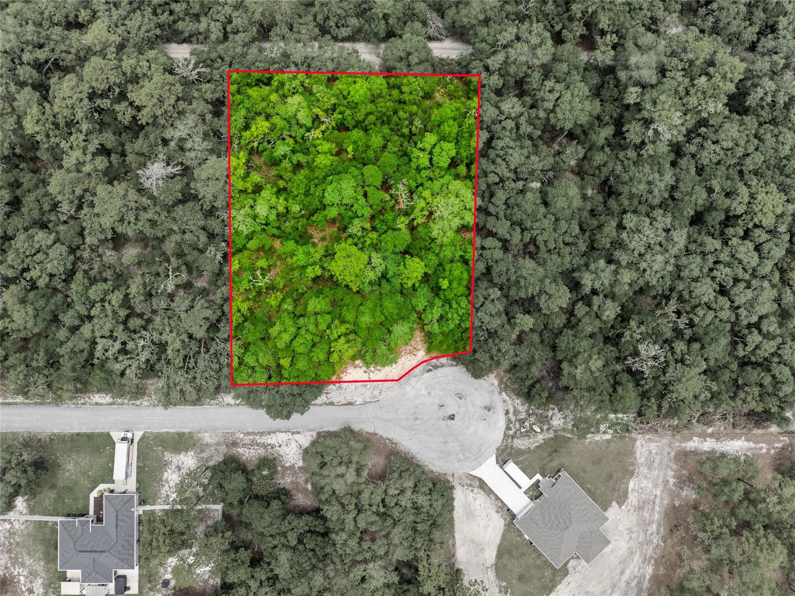 Take advantage of this prime development opportunity with this nearly one-acre vacant lot located in Ocala, FL. Situated in an area experiencing active new construction, this property is ideal for builders looking to capitalize on the area’s growth and demand for new homes!
With generous lot dimensions, there is ample space for a custom home, larger floor plans, or enhanced outdoor features that today’s buyers are seeking. The surrounding neighborhood showcases newly built residences, supporting strong resale potential and long-term value!
Conveniently located near major roads, shopping, and everyday amenities, this lot offers both accessibility and a desirable setting for future homeowners. Whether you’re planning a spec home or a custom build, this is a standout opportunity in a rapidly developing part of Ocala.